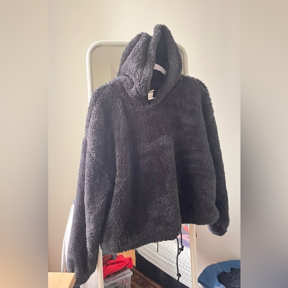 H&M Hoodie - Picture 2 of 3